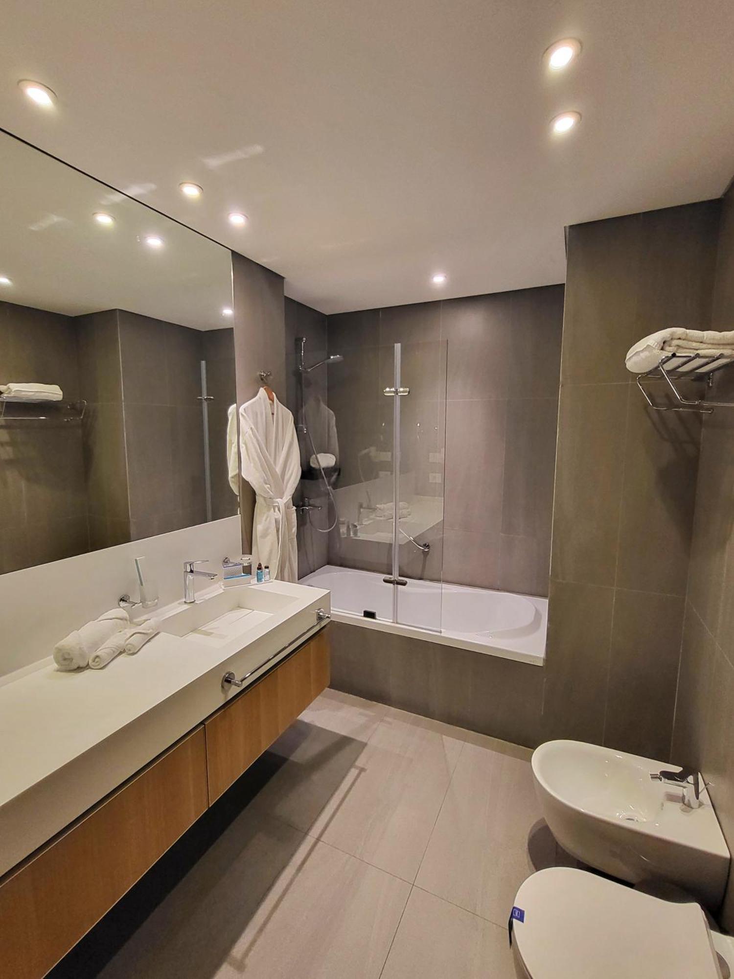 Monot Suites Beirut Ngoại thất bức ảnh