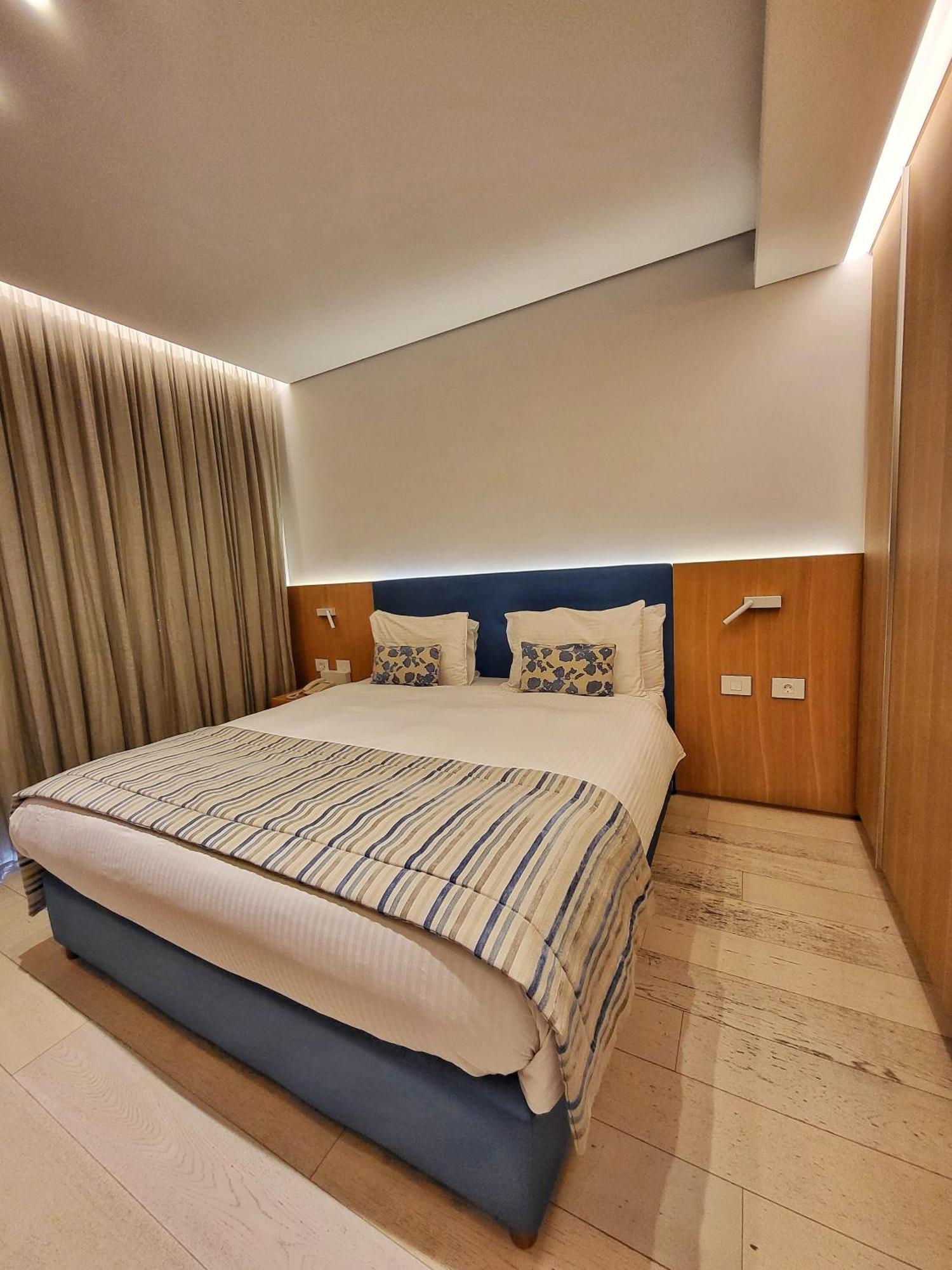 Monot Suites Beirut Ngoại thất bức ảnh